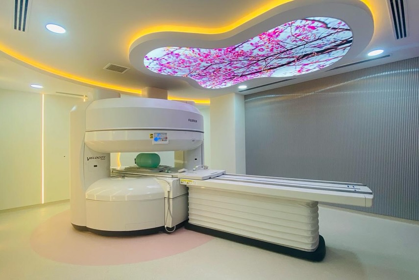  University Hospital Sharjah Launches the Use of High-Field Open MRI (1.2 Tesla):
